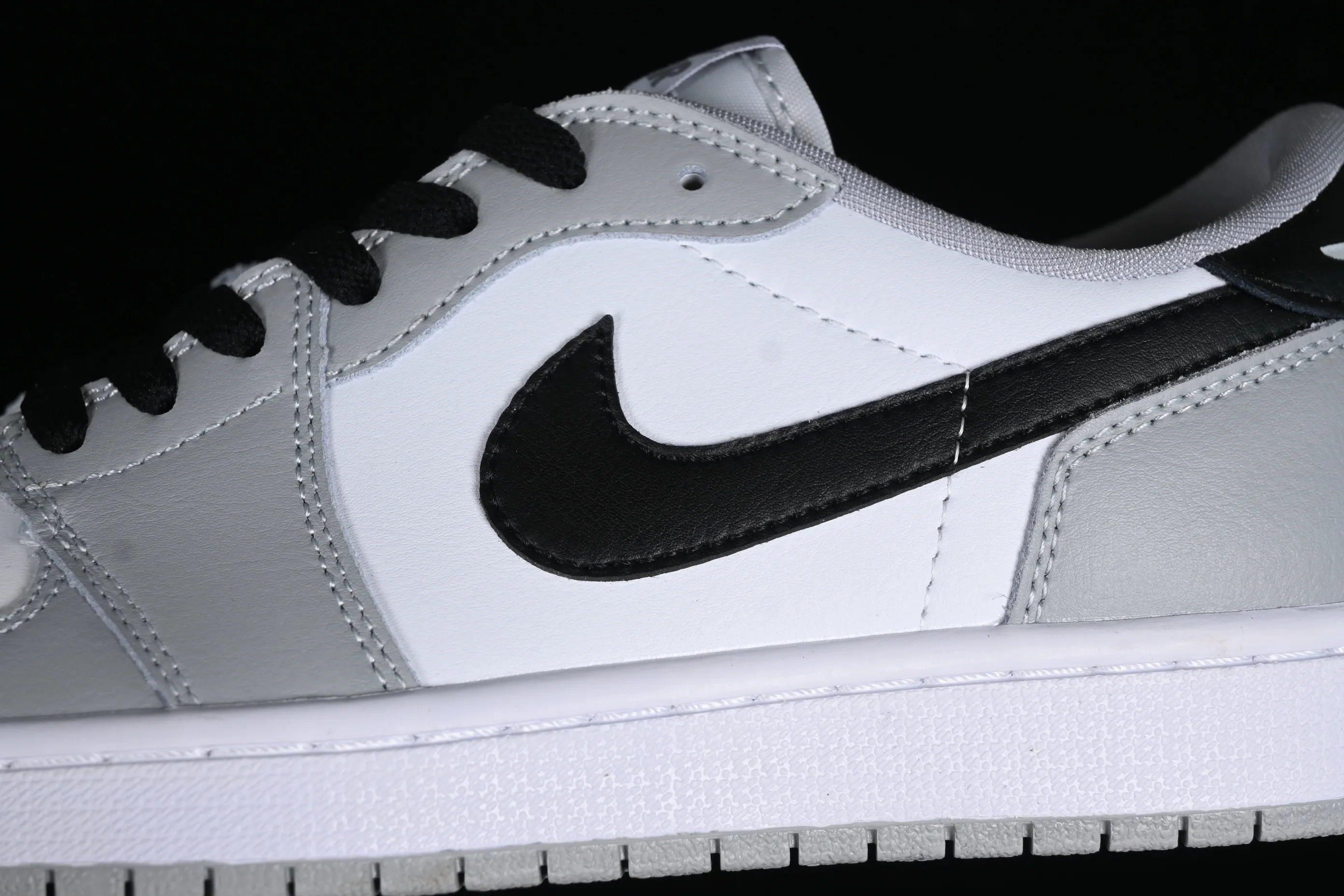 All categories Air Jordan Jordan series basketball shoes Air Jordan 1 Low Z version Air Jordan 1 Low AJ1 Joe 1 gray black low-top cultural casual sneakers CZ0790-110